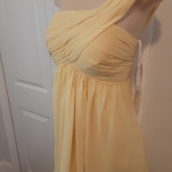 Bill Levkoff  Butter or Canary Yellow Chiffon One Shoulder Faux Wrap Sho… - Picture 4 of 16